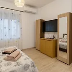 Balkan Hideaway Self Check-in Apartamento