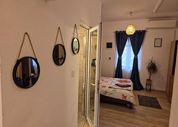 Balkan Hideaway Self Check-in Timişoara